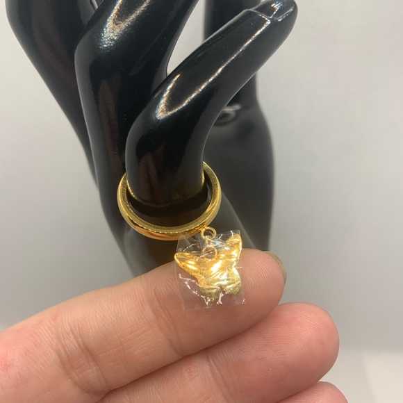 SET OF 3 BUTTERFLY CHARM BAND RINGS - Picture 5 of 8